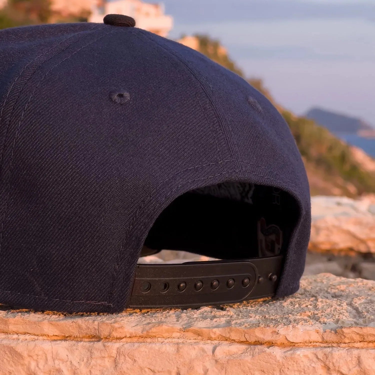 NEW ERA 9FORTY A-FRAME LOS ANGELES DODGERS FIRST LOS ANGELES WORLD SERIES TWO TONE / KHAKI UV SNAPBACK