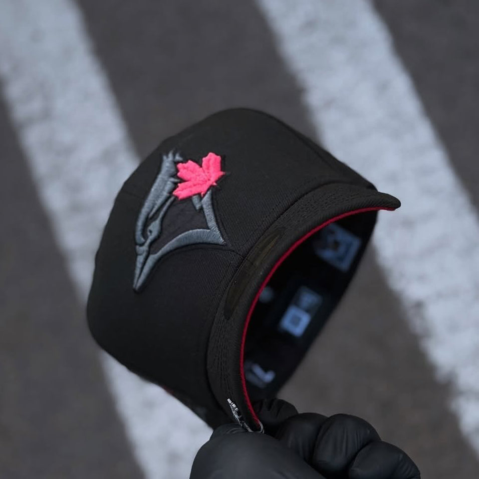 NEW ERA TORONTO BLUE JAYS BASIC EMBROIDERED CASUAL BASEBALL CAP