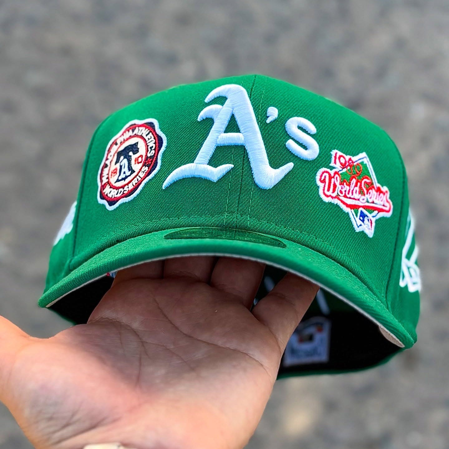 NEW ERA ATHLETICS GREEN HISTORIC WORLD SERIES CHAMPIONS EMBROIDERED CASUAL BASEBALL CAP