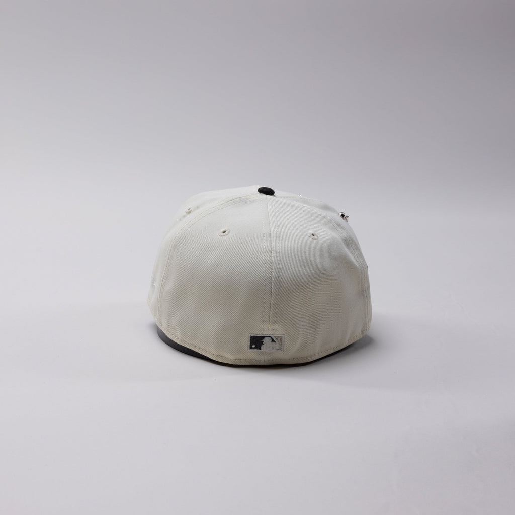 NEW ERA EXCLUSIVE 59FIFTY CHROME/ BLACK UPSIDE DOWN LOS ANGELES DODGERS W/ 2020 WORLD SERIES CHAMPIONS SIDE PATCH