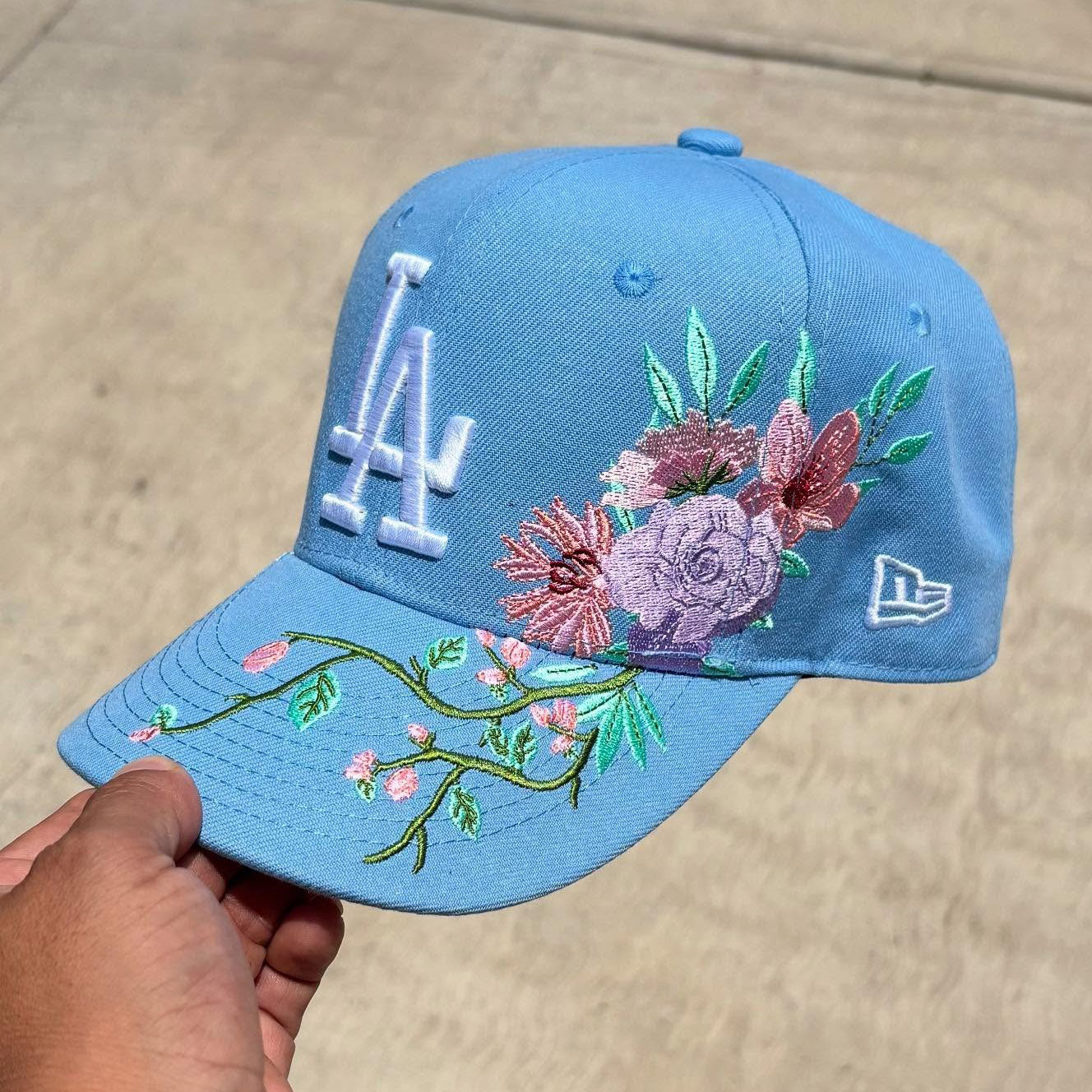 NEW ERA LOS ANGELES DODGERS FLORAL EMBROIDERED CASUAL BASEBALL CAP